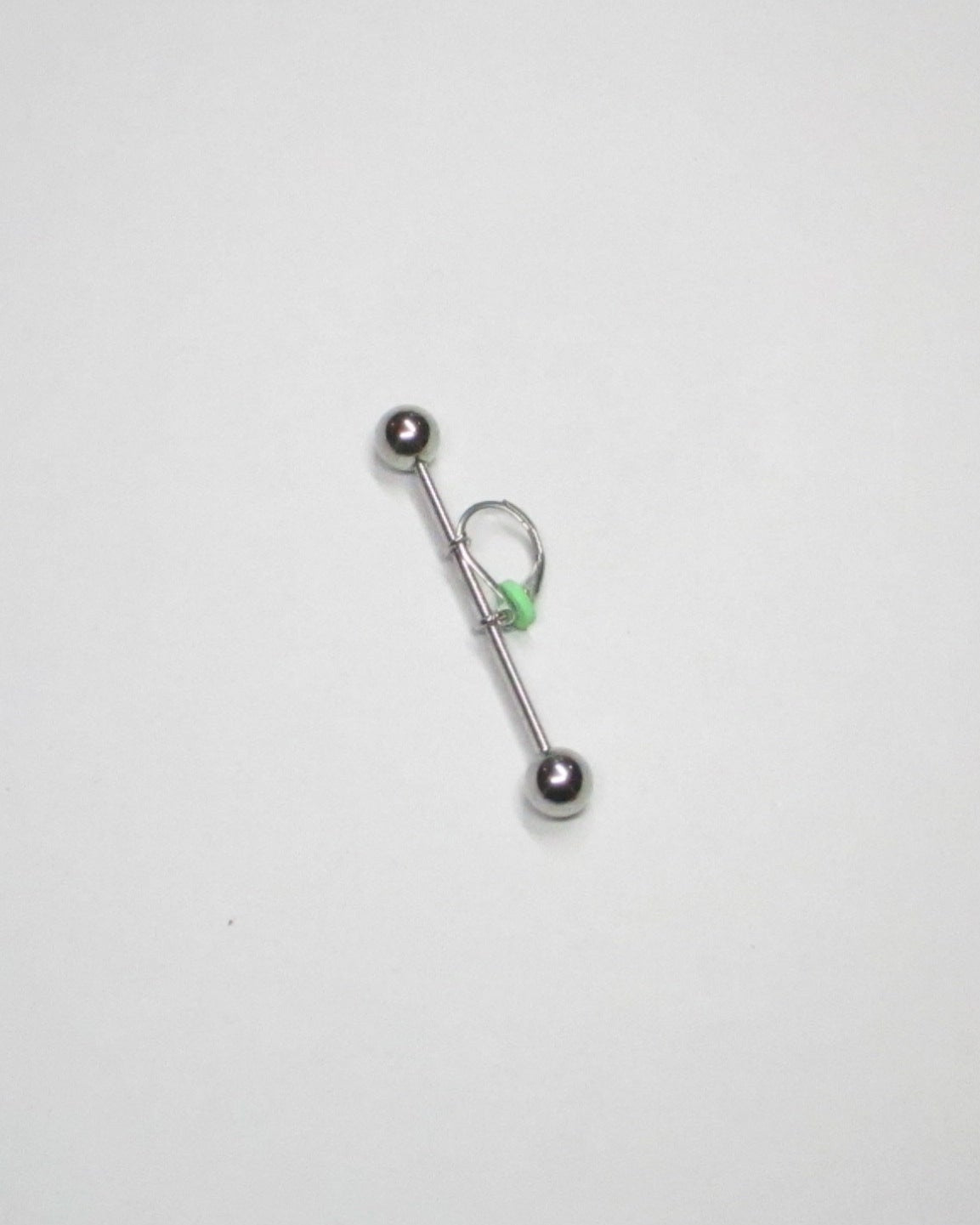 18-MAXI BARBELL MONO EARRING