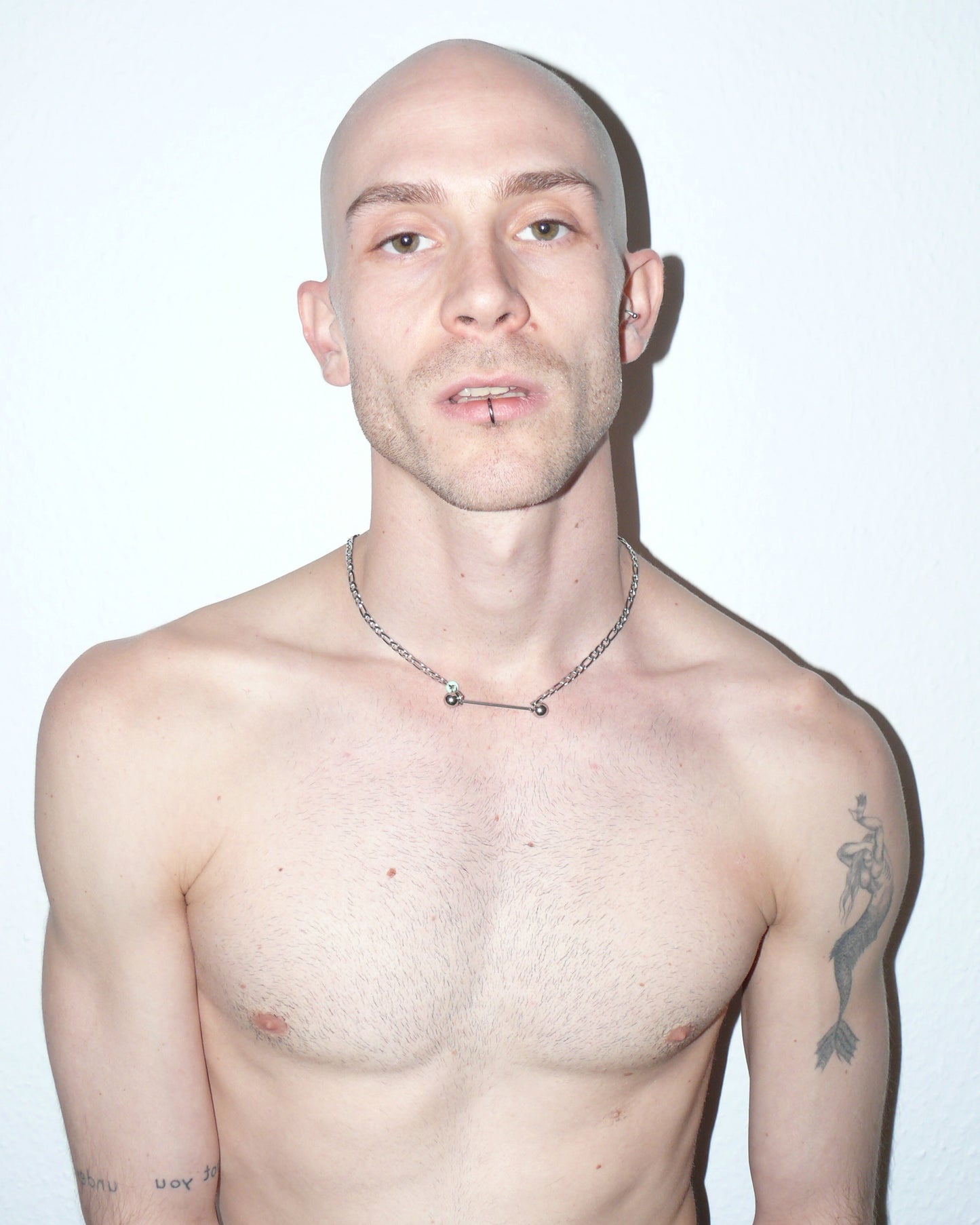 17-MAXI BARBELL NECKLACE