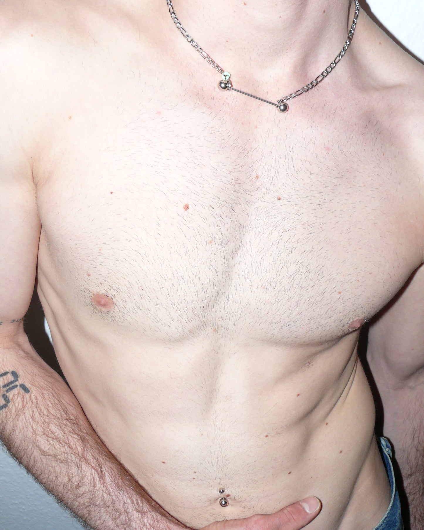 17-MAXI BARBELL NECKLACE