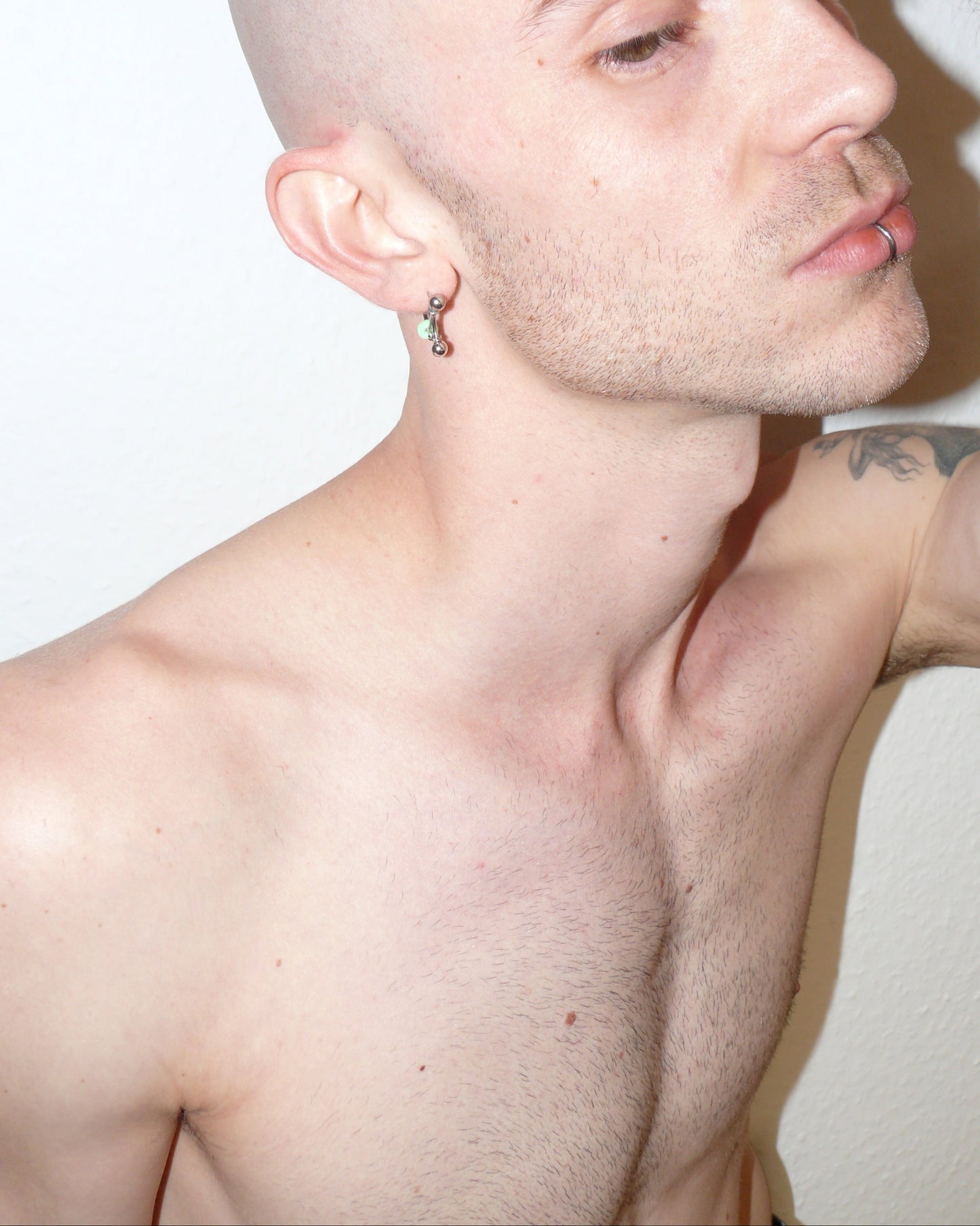 16-BANANA MINI EARRING