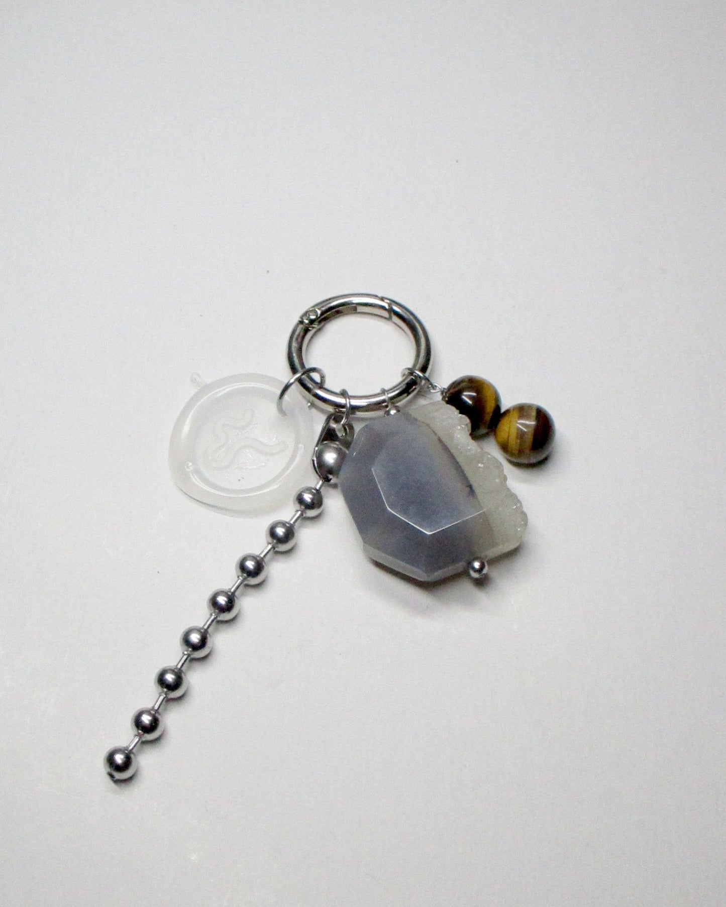 Charm small blue agate and tiger-eye beads