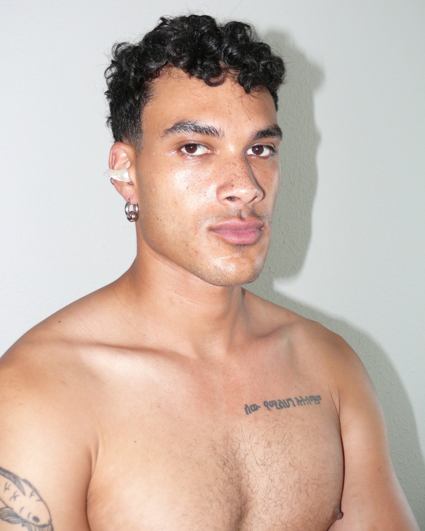 Freshwater baroque pearl cuff portrait on poc model