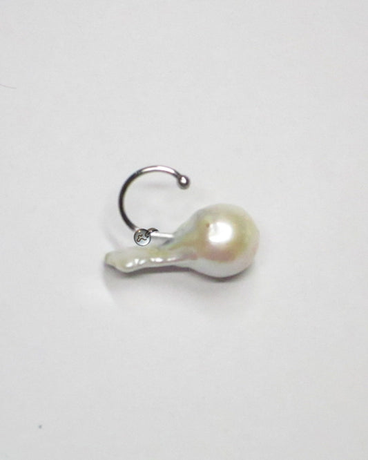 46-PEARLY POD-CUFF