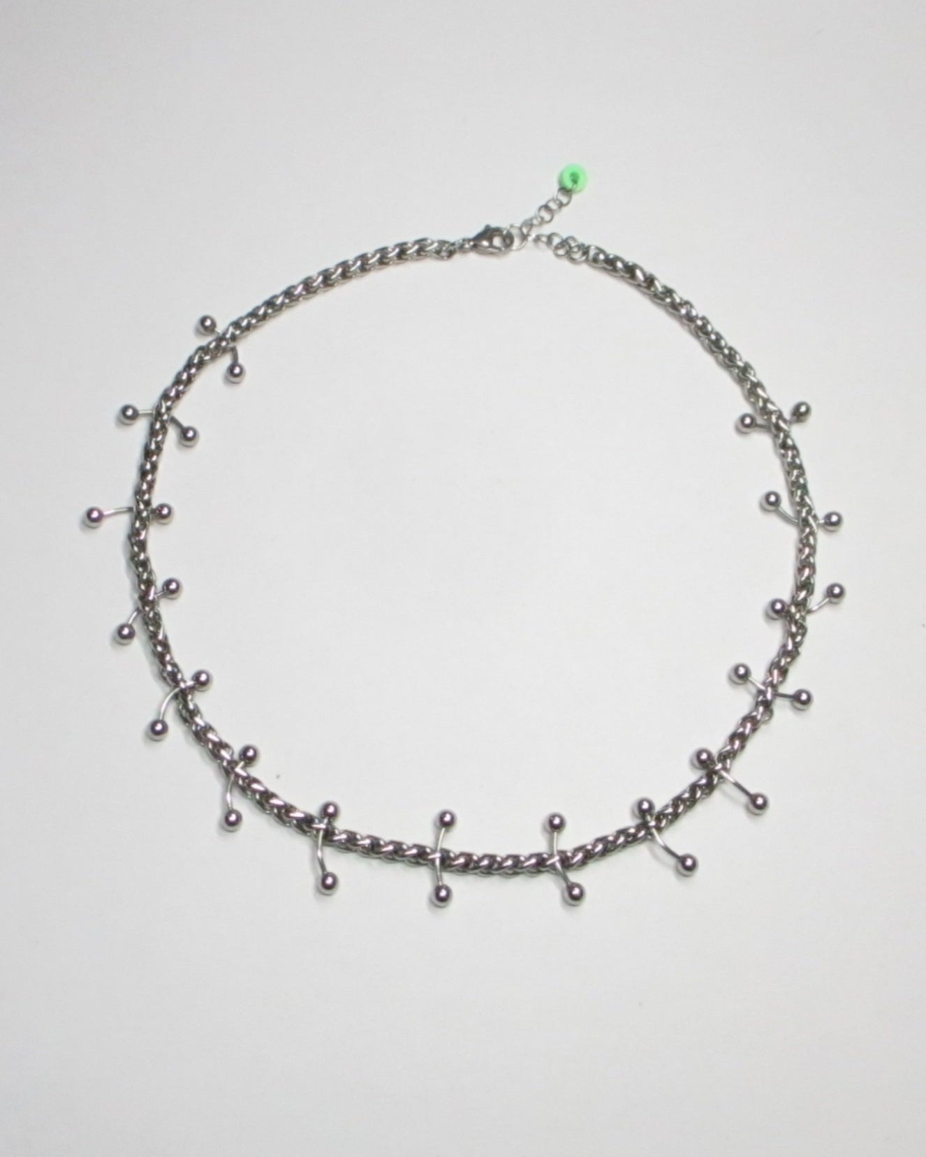 15-CATERPY BARBELLS NECKLACE