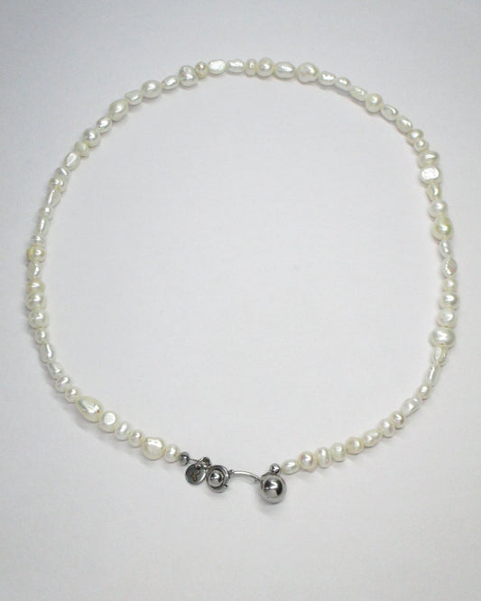 14-BANANA NECKLACE