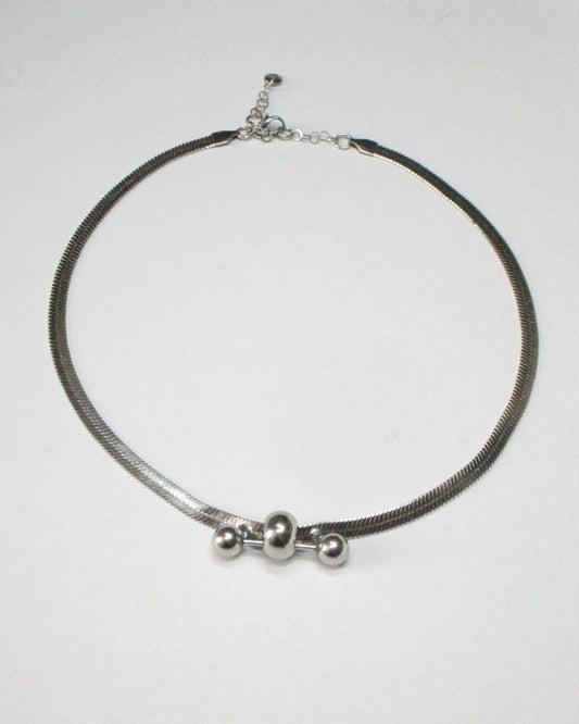 29-SOLITAIRE BARBELL NECKLACE