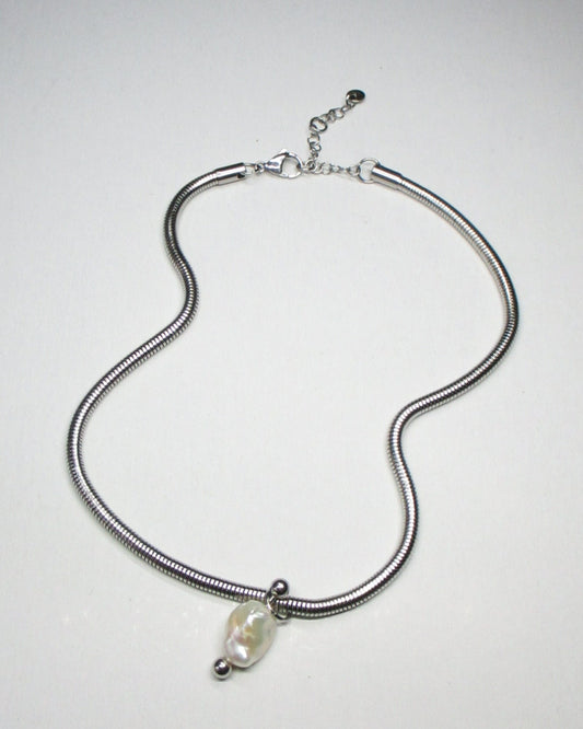 12- PEARLY SNAKE BARBELL NECKLACE