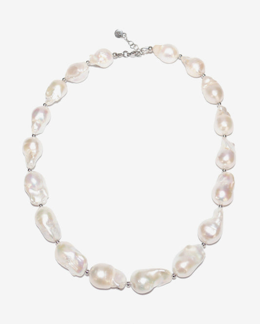 Legacy pearly baroque necklace still