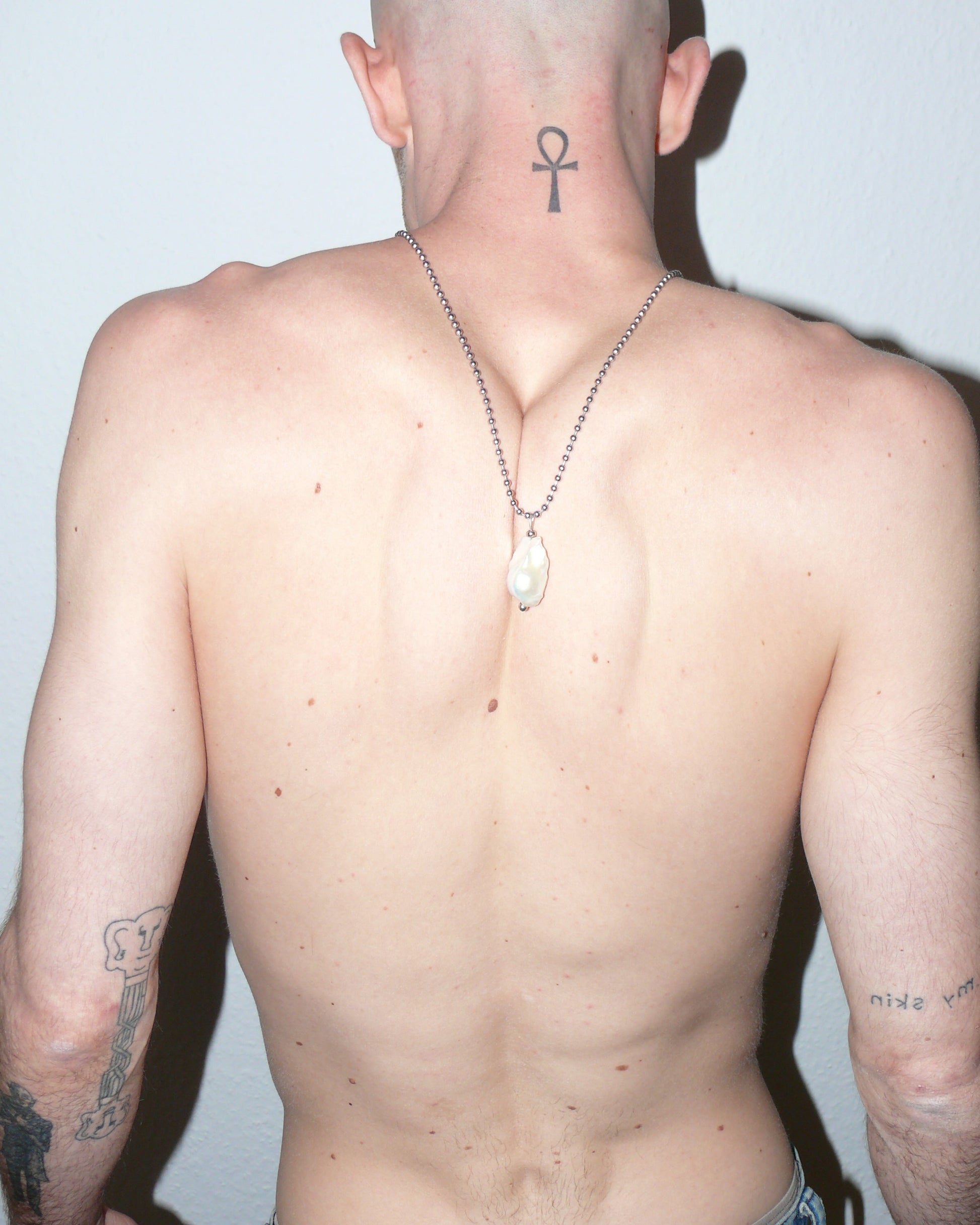 Steel ball chain with baroque freshwater pearl pendant portrait on model back