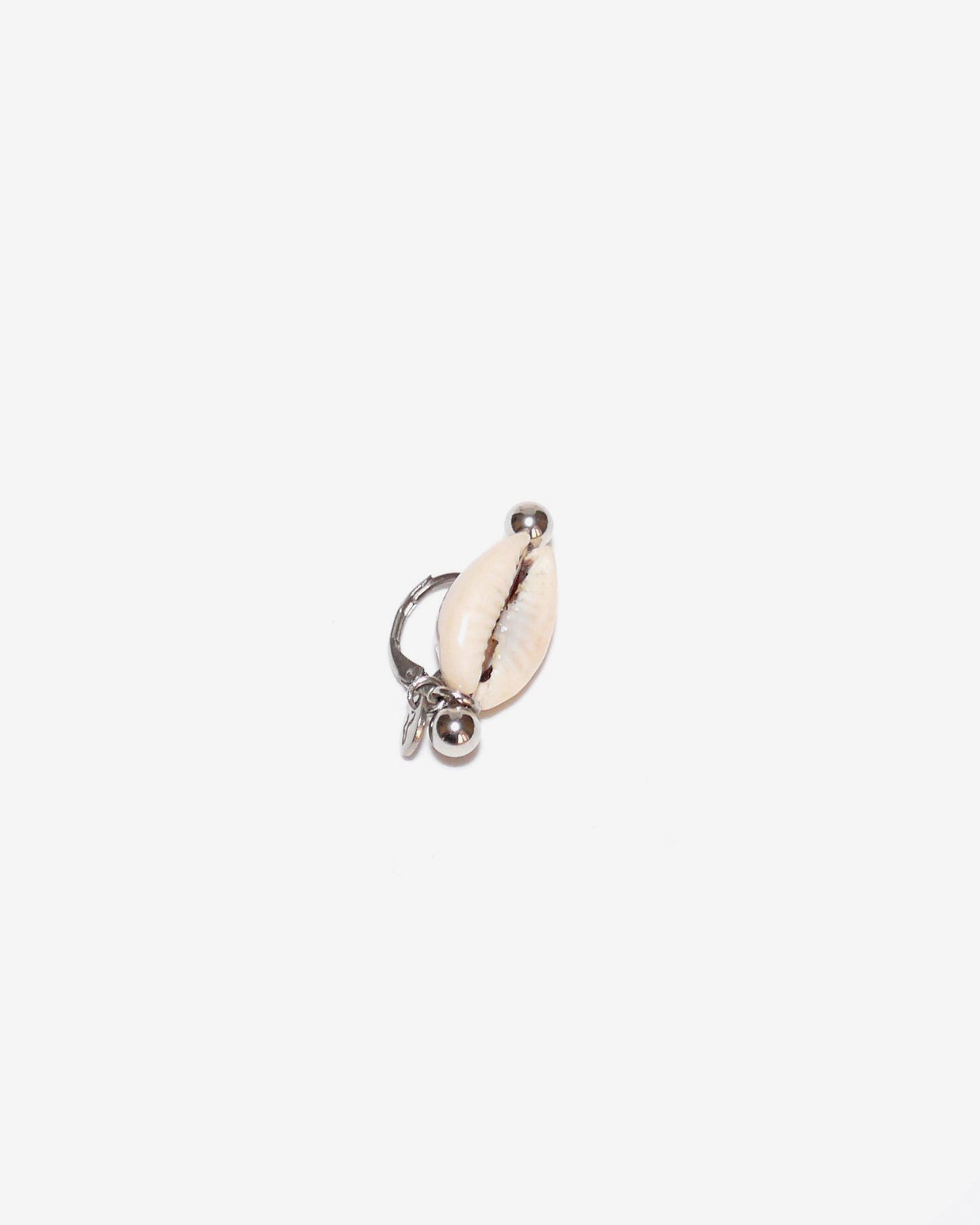 core gem single earring cowry piercing still