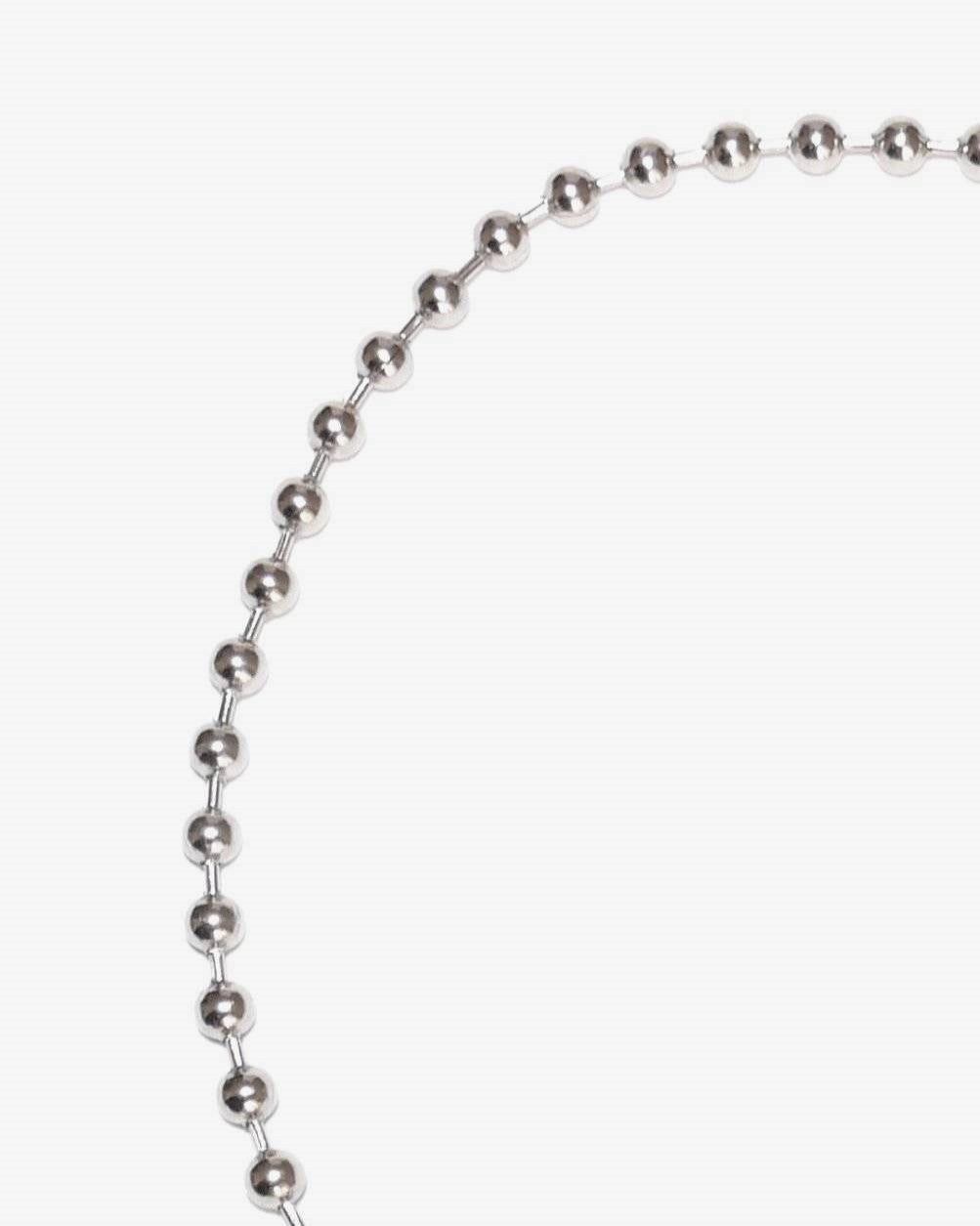 core necklace dot still